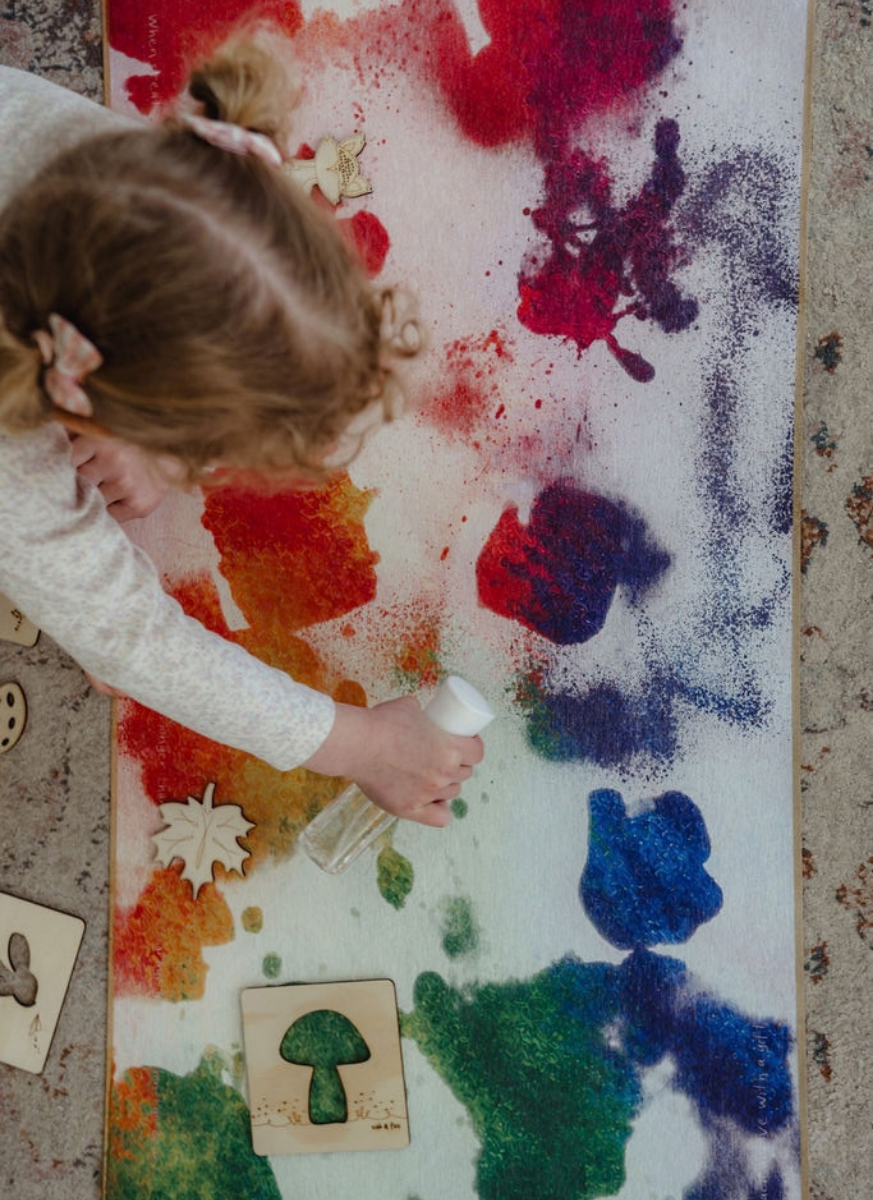 Rainbow Magic Canvas & Brush Set: Mess-Free Painting with Just Water